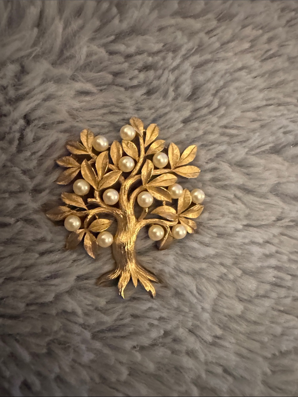 Vintage Crown Trifari Signed Gold Tone Faux Pearl Tree of Life Brooch Pin